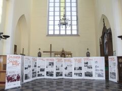 Odsłonięcie tablicy  poświęconej Biskupiemu Komitetowi Pomocy w Sosnowcu